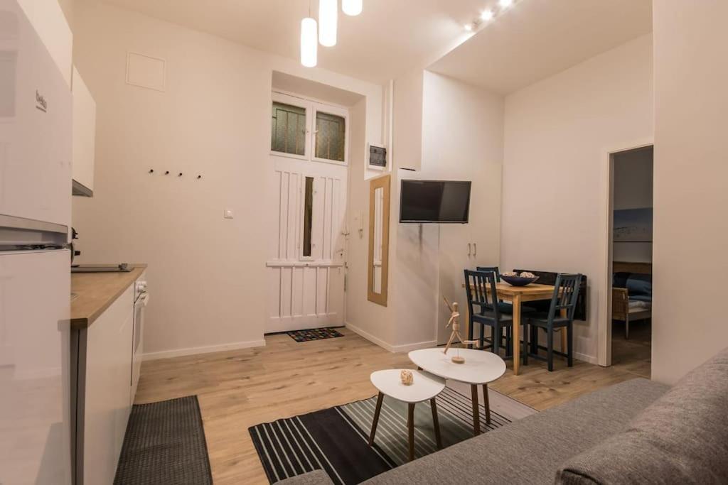 A+ Budapest Central Dob Street Apartment Exterior photo